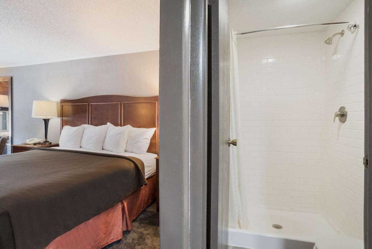 קרלייל Rodeway Inn מראה חיצוני תמונה